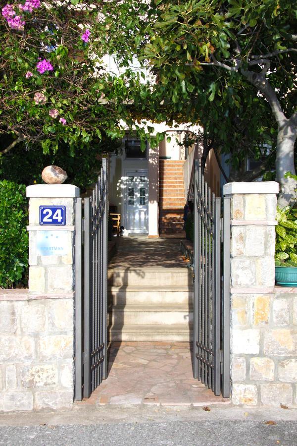 Mm Kovacevic Apartments Petrovac Ngoại thất bức ảnh