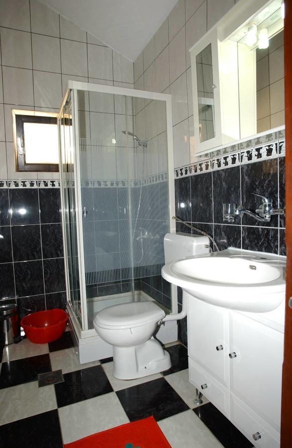 Mm Kovacevic Apartments Petrovac Ngoại thất bức ảnh